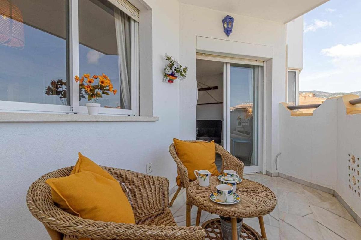 797 Holiday Rentals - Luminoso Piso Para 4 En Арройо-де-ла-М'єль Екстер'єр фото