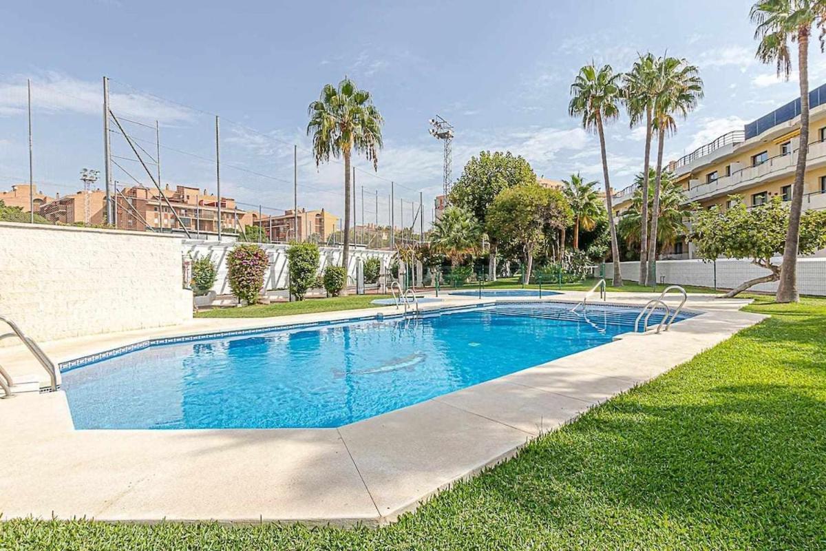 797 Holiday Rentals - Luminoso Piso Para 4 En Арройо-де-ла-М'єль Екстер'єр фото