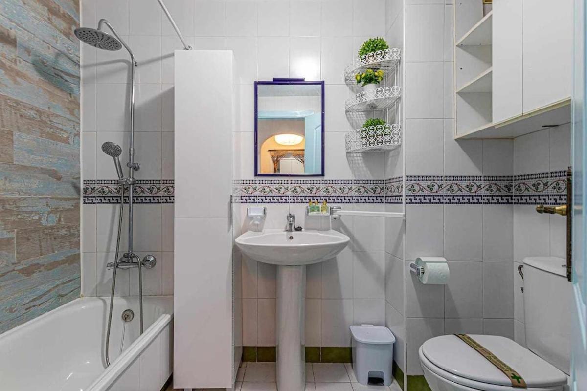 797 Holiday Rentals - Luminoso Piso Para 4 En Арройо-де-ла-М'єль Екстер'єр фото