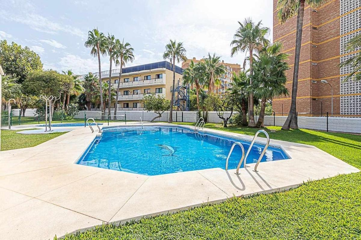 797 Holiday Rentals - Luminoso Piso Para 4 En Арройо-де-ла-М'єль Екстер'єр фото